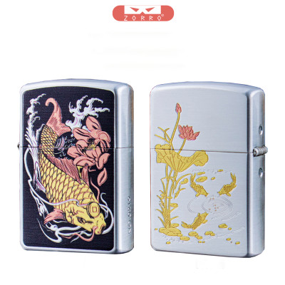 Vỏ Hột Quẹt Bật Lửa Xăng Đá Zorro Z2-1117 Họa Tiết Cá Chép Quần Hội Ao Sen Cực Đẹp Đem Lại May Mắn
