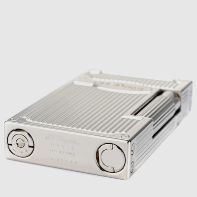 Vỏ Hột Quẹt Bật Lửa Upon Gas Đá D118B Họa Tiết Kẻ Dọc Cách Điệu Hoa Văn 4 Góc Màu Bạc - Dùng Gas Đá Cao Cấp