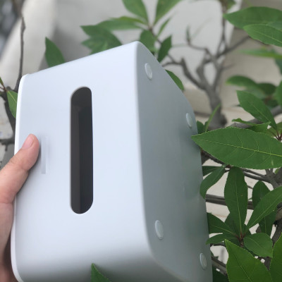 Hộp đựng giấy ăn để bàn có thêm 2 ngăn đựng đồ - màu sắc giao ngẫu nhiên