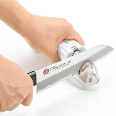 Dụng cụ mài sắc dao/ kéo inox cao cấp Satomi Kamizaki tay cầm bằng nhựa ABS - Made in Japan
