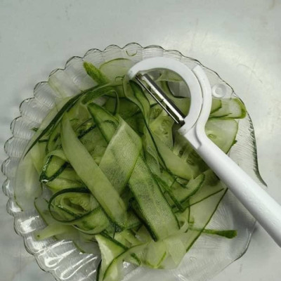 Dụng Cụ Gọt Vỏ Tupperware Twistable - Xoay 360 độ - Siêu Bén