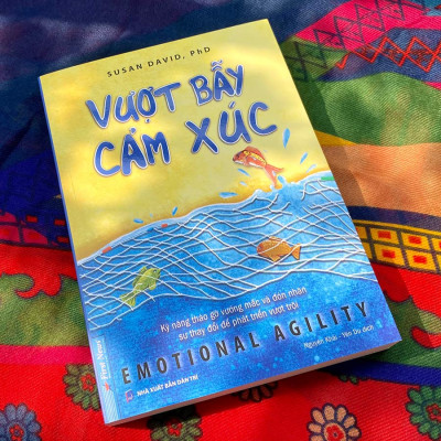 Sách Vượt Bẫy Cảm Xúc