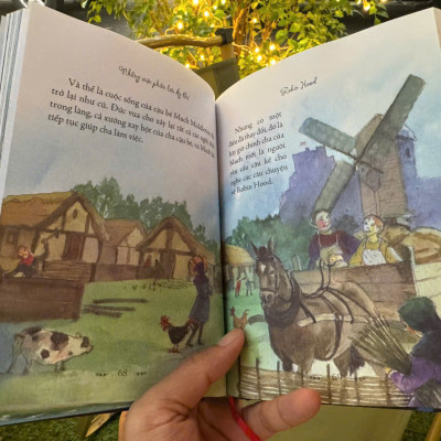 (Bìa cứng in màu) IILUSTRATED CLASSICS – NHỮNG CUỘC PHIÊU LƯU KỲ THÚ - Robin Hood, Gulliver Du Ký, Moonfleet – Nhiều tác giả – Ngọc Anh dịch – Đinh Tị Books – NXB Văn Học