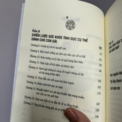 (Combo 2 cuốn) GIÁO DỤC GIỚI TÍNH CHO CON TRAI & CHO CON GÁI - Nhiều tác giả - Hải Phong dịch – Minh Long Book – NXB Phụ nữ