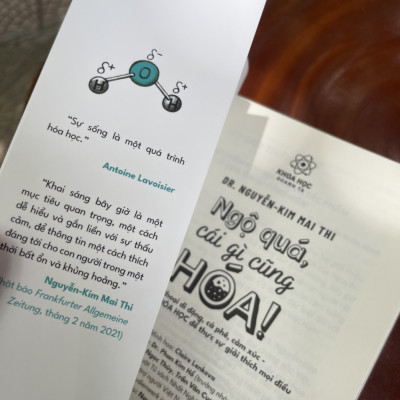 [TỦ SÁCH KHOA HỌC QUANH TA] NGỘ QUÁ, CÁI GÌ CŨNG HÓA! Điện thoại di động, cà phê, cảm xúc – cách ta dùng Hóa Học để thực sự giải thích mọi điều - Dr. Nguyễn-Kim Mai Thi – NXB Kim Đồng