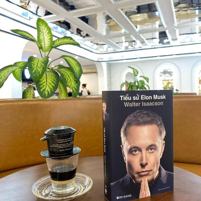 Tiểu Sử Elon Musk - Bìa Cứng