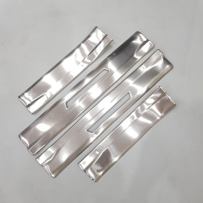 Bộ Ốp bậc cửa, Nẹp bước chân INOX dành cho xe KIA Sorento - Bên trong