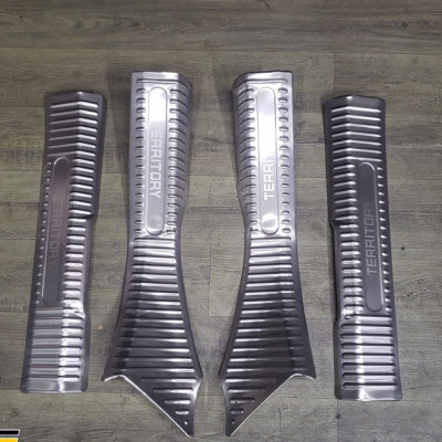 Ốp bậc cửa, Nẹp bước chân trong ngoài xe Ford Territory 2022 2023 INOX cao cấp