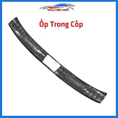 Ốp chống trầy cốp Santafe 2019-2020-2021-2022 thép không gỉ vân titan bảo vệ xe chống va đập