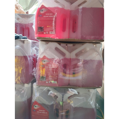 Nước làm mát động cơ xe máy, ô tô.... màu TH CLEAN Can 4 lít hàng cao cấp loại 1