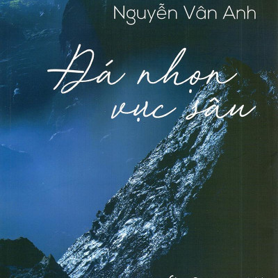 Đá Nhọn Vực Sâu