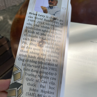 THUẬN THEO HOÀN CẢNH - Brian Levy – Book hunter – Lyceum –NXB Tri Thức