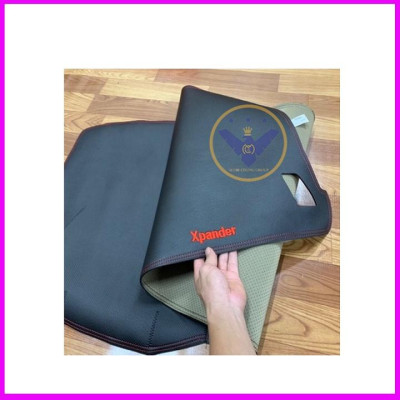 Thảm Taplo cho xe Mitsubishi Xpander 2022-2023 da vân carbon hoặc nhung chống trượt