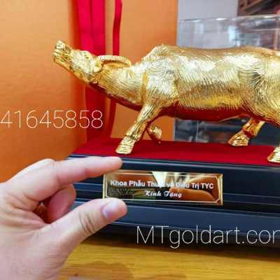 Tượng trâu dát vàng 24k( 32x30x20cm) MT Gold Art- Hàng chính hãng, trang trí nhà cửa, phòng làm việc, quà tặng sếp, đối tác, khách hàng, tân gia, khai trương 