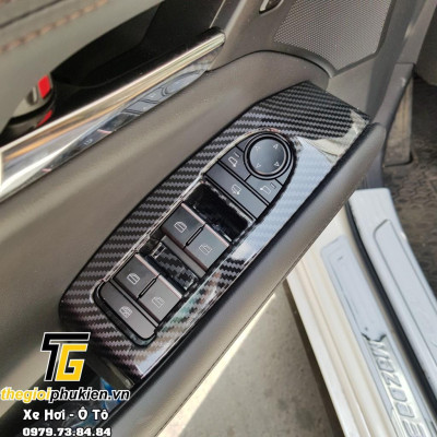Ốp nội thất Carbon Mazda 3 2020 2021 chất liệu nhựa vân carbon cao cấp