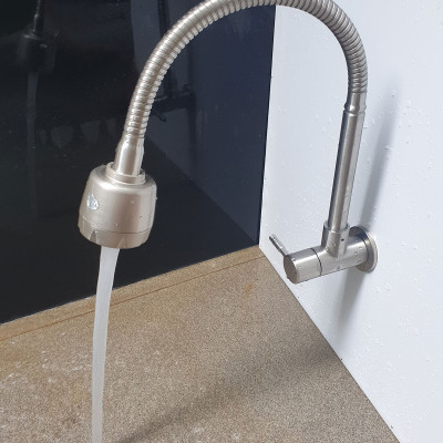 Vòi rửa chén lạnh âm tường Inox SUS 304, cần lò xo Eurolife EL-RC10 (Trắng vàng)