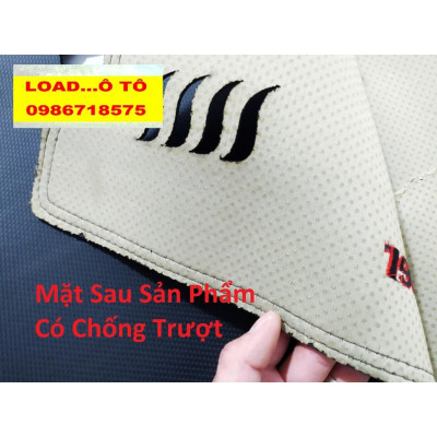 Thảm Taplo Chống Nắng Xe Toyota Fortuner 2022-2017 Da Vân Carbon, Nhung Lông Cừu Non Cao Cấp