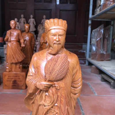 Tượng khổng minh gia cát lượng bằng gỗ hương đá kt cao 50×15×13.5cm