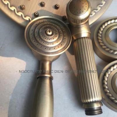 Sen cây tắm nóng lạnh tân cổ điển 4in1 GS7963A