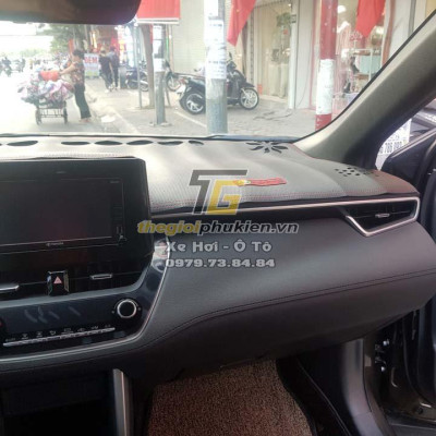 Thảm da Taplo Toyota Corolla Cross vân Carbon cao cấp