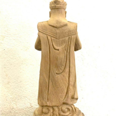 Tượng quốc tổ hùng vương bằng gỗ bách xanh thơm nức kt cao 20×8×7cm 