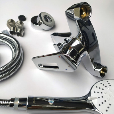 Vòi Sen Tắm Đồng Thau Mạ Crome Nóng Lạnh LUXTA L2226SX5 Tay Sen Tắm TX22 điều chỉnh 3 chế độ