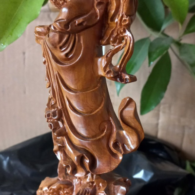 Tượng đạt ma sư tổ hàng long bằng gỗ bách xanh thơm nức kt cao 30cm 