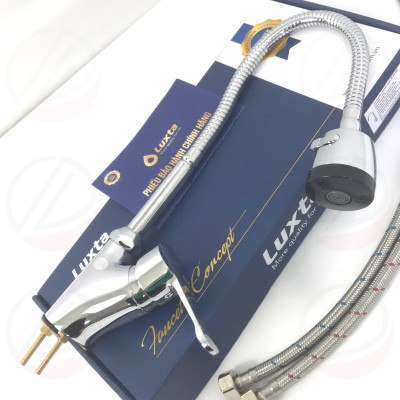 Vòi Rửa Bát Đồng Thau Mạ Crome Nóng Lạnh LUXTA L3203B - Thân uốn dẻo, đầu vòi tăng áp 2 chế độ