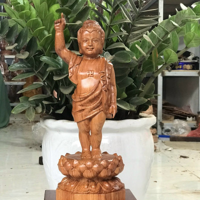 Tượng đức phật đản sinh bằng gỗ hương đá liền khối kt cao 60×20×20cm