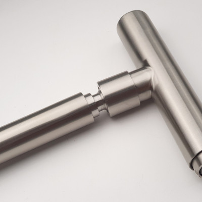 Vòi rửa chén nóng lạnh Inox SUS 304 nguyên khối đầu vòi xoay 360 độ Eurolife EL-T031 (Trắng vàng)