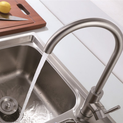 Vòi rửa chén nóng lạnh Inox SUS 304 nguyên khối Eurolife EL-KM09 (Trắng vàng)