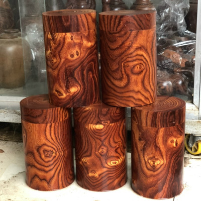 Hộp đựng trà gỗ trắc kt cao 20×10cm