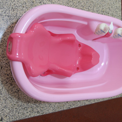 Ghế nằm tắm Royalcare TH307 cho bé có hút chân không Chống trơn trượt