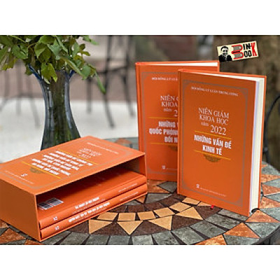 (Boxset trọn bộ 4 tập, bìa cứng) NIÊN GIÁM KHOA HỌC NĂM 2022:Tập I - Những vấn đề về chính trị; Tập II...