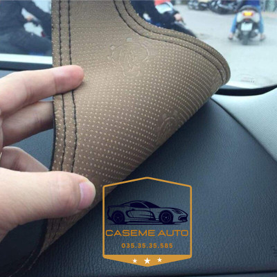 [HONDA CIVIC TYPE R] Thảm Taplo 3 Lớp Dành Cho Xe HONDA CIVIC TYPE R, Nhung Lông Cừu Và Da Vân Carbon Cao Cấp - Hàng Chính Hãng