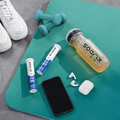 Combo Thực phẩm bảo vệ sức khỏe KUDOS VITAMIN C 1000MG + KUDOS EXTRA HIGH DOSE VITAMINS & MINERALS (20 viên/ tuýp)