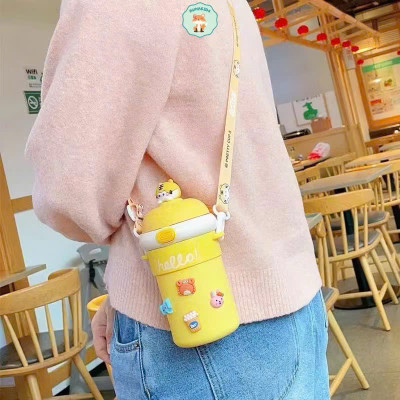 Cốc Giữ Nhiệt Trẻ Em 510ml Có Ống Hút, Cốc Đeo Chéo Hoạt Hình Dễ Thương Cho Bé Gái, Bình Nước Uống Tiện Lợi - HÀNG CHÍNH HÃNG MINIIN