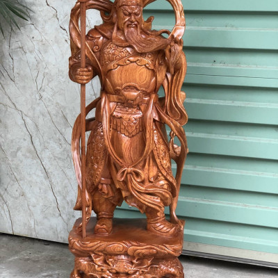 Tượng quan công cầm đao trấn ải bằng gỗ hương đá tuyệt đẹp kt cao 40×16×11cm