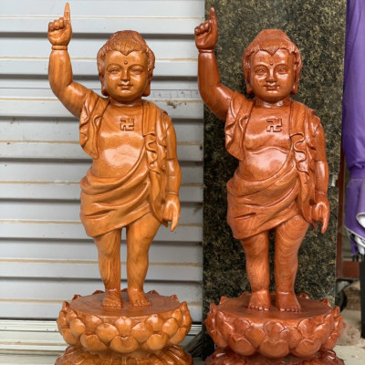 Tượng đức phật đản sinh bằng gỗ hương đá liền khối kt cao 60×20×20cm