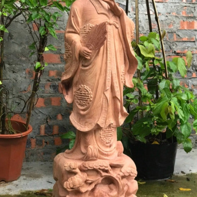 Tượng khổng minh (gia cát lượng) bằng gỗ hương đá liền khối cực đẹp kt cao 90×27×20cm