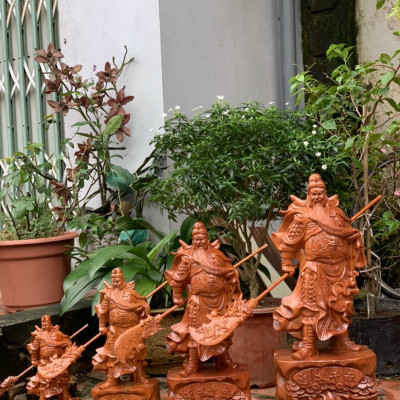 Tượng quan công gỗ hương đá kt cao 30×13×9cm