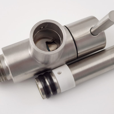 Vòi rửa chén lạnh âm tường Inox SUS 304, cần lò xo Eurolife EL-RC10 (Trắng vàng)