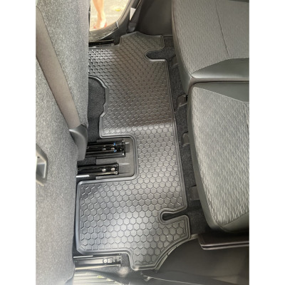 Thảm lót sàn cao su đúc xe Suzuki XL7/ XL-7 mẫu 3 hàng ghế, hàng không mùi cao cấp - Nissan tổ ong
