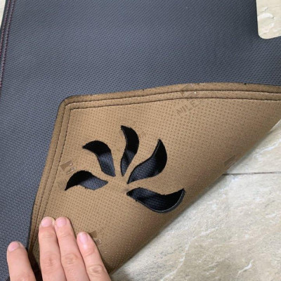 Thảm Taplo Da Vân Carbon Cao Cấp Cho Xe KIA Cerato 2016-2017