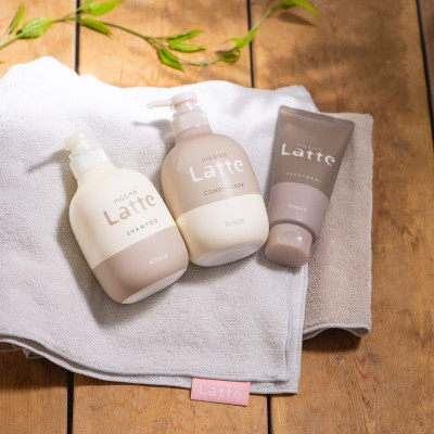 Dầu Gội Dưỡng Tóc Chắc Khoẻ Dành Cho Cả Gia Đình Kracie Ma & Me Latte Shampoo 490mL