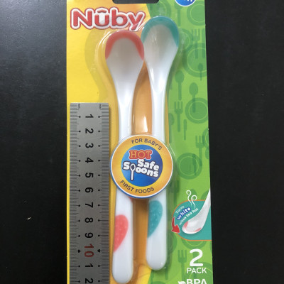 [ 5247-Nuby ] Thìa ăn dặm báo nóng cho bé