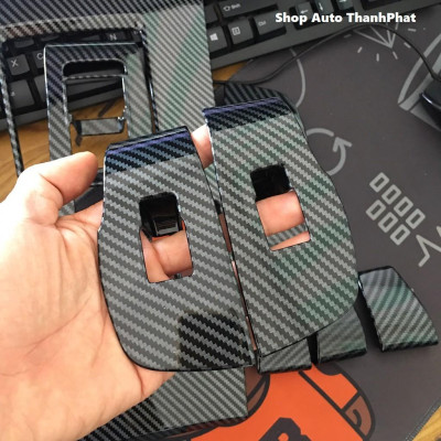 Ốp nội thất Carbon Mazda 3 2020 2021 chất liệu nhựa vân carbon cao cấp