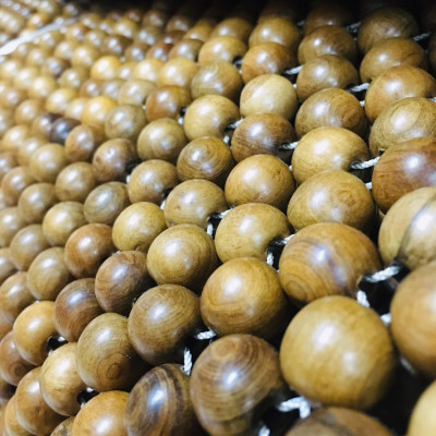 Chiếu Hạt Gỗ Bách Xanh - Kích thước 2,2mx2m hạt 1.6cm ( video , hình thật )