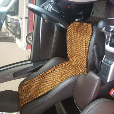 Đệm hạt gỗ tựa lưng massage ô tô gỗ Bách Xanh 100% tự nhiên, đan kết diềm mép cao cấp