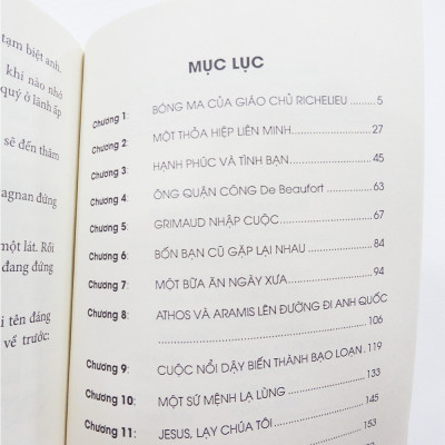 Sách - Hai Mươi Năm Sau - Sách văn học 